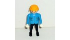 FIGURINE PLAYMOBIL - TENUE BLEU  N° 211
