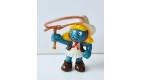 FIGURINE LES SCHTROUMPFS SMURF PITUFO - LA SCHTROUMPFETTE AVEC LASSOT HK (5x4cm)