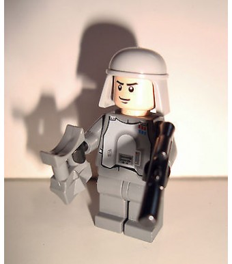 LEGO MINIFIG PERSONNAGE STAR WARS - IMPERIAL OFFICIER (4,5x2,5cm)