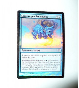 CARTE MTG MAGIC FOIL - VERSION FRANCAISE SOULEVE PAR LES NUAGES 