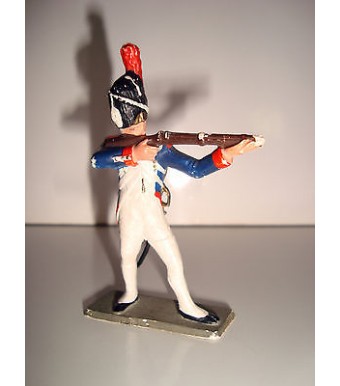FIGURINE STARLUX - SOLDAT N°2 (7x5cm)