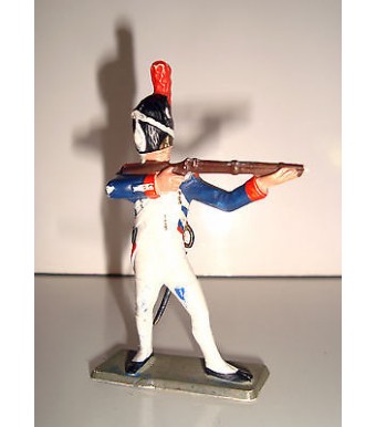 FIGURINE STARLUX - SOLDAT N°3 (7x5cm)