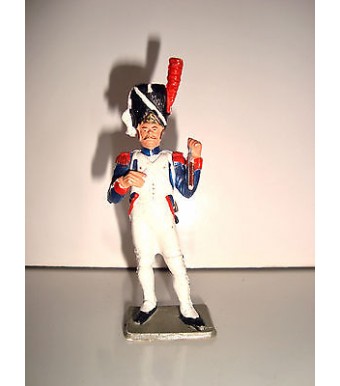 FIGURINE STARLUX - SOLDAT N°4 ABIME (8x3cm)