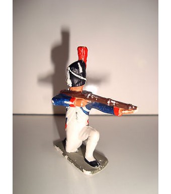 FIGURINE STARLUX - SOLDAT N°5 (6x5cm)