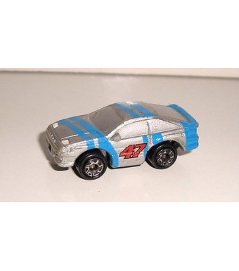 VEHICULE VINTAGE MICROMACHINES micro machines  n°601 (3x1,5cm)