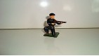 FIGURINE FIGUR STARLUX - SOLDAT BLEU MILITAIRE AVEC FUSIL ACCROUPIS 