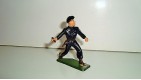 FIGURINE FIGUR STARLUX - SOLDAT BLEU MILITAIRE AVEC GRENADE PIED GAUCHE RECOLLE 