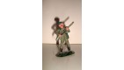 ANCIENNE FIGURINE EN PLASTIQUE  ANNEE 70-80 SOLDAT MILITAIRE AVEC FUSIL (6x4cm)