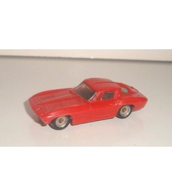 ANCIEN VEHICULE VOITURE ROUGE 1989 (5x1,5cm)