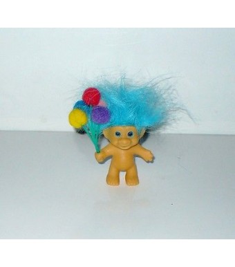 FIGURINE VINTAGE 80'S TROLL CHEVEUX BLEU AVEC BALLON (10x5cm)