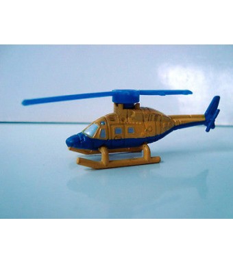 MINI VEHICULE DE GUERRE TYPE MICROMACHINES MICRO MACHINES N°111 HELICOPTERE JAUN