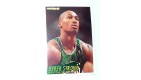 CARTE  NBA BASKET BALL 1995  PLAYER CARDS DEREK STRONG (250)