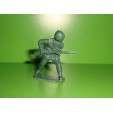 FIGURINE EN PLASTIQUE MONOCHROME SOLDAT U.S  ANNEE 70-80 N°94 (4x4cm)